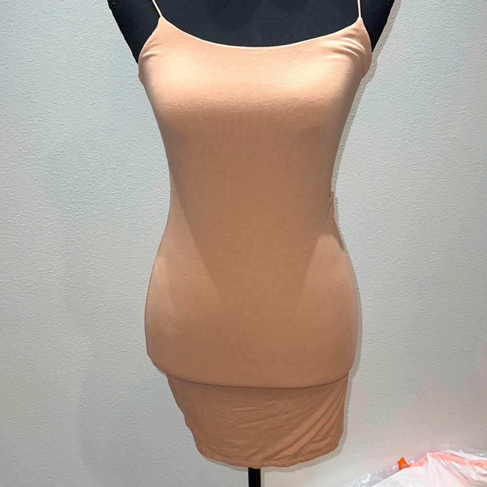 Aritzia// Wilfred free peach mini dress